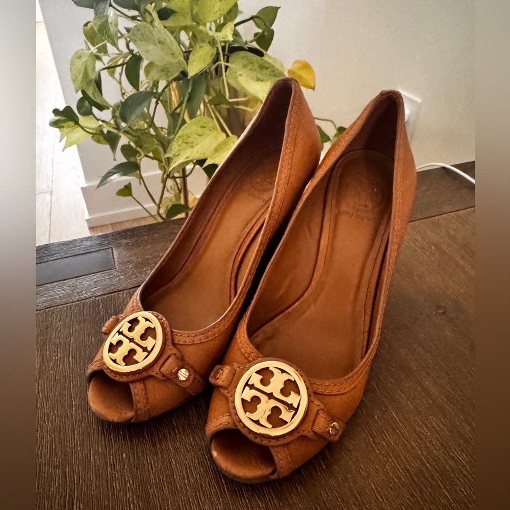 Tory Burch wedge